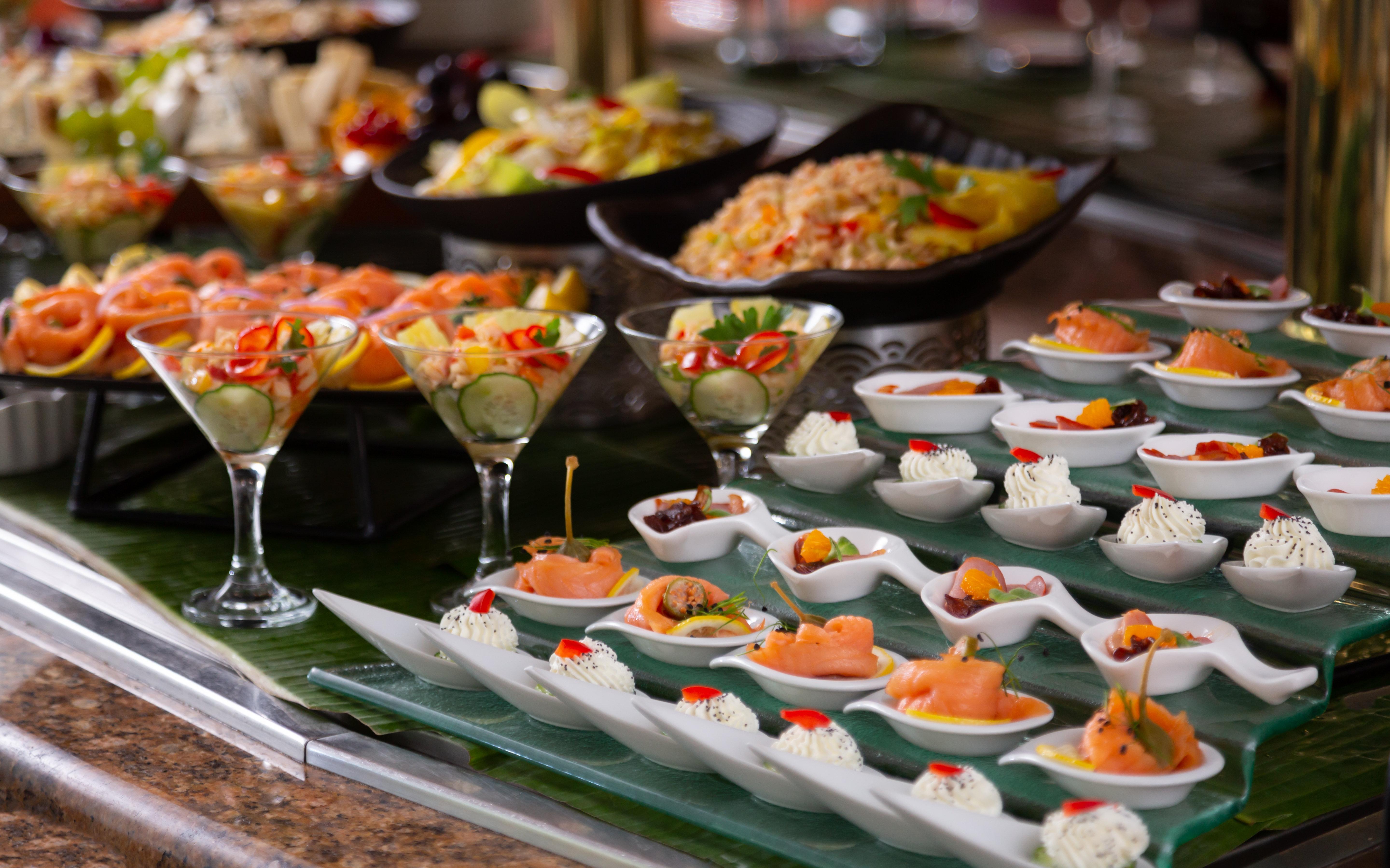 Grand Hotel Bucarest Exterior foto A buffet of hors d'oeuvres